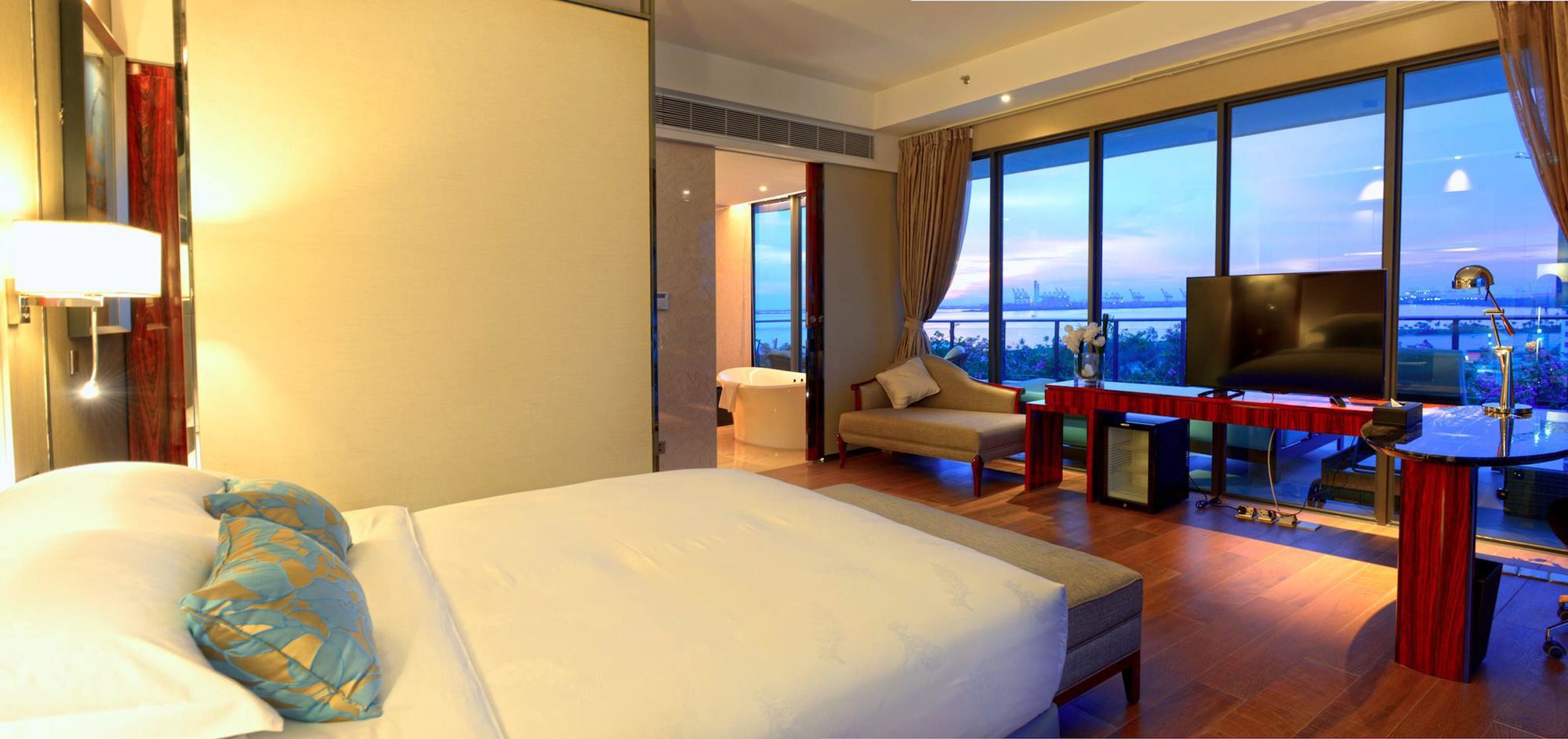 Forest City Marina Hotel Gelang Patah Exterior photo